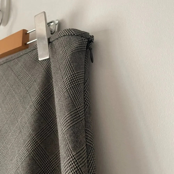 Aritzia Wilfred Devotion Twill Maxi  Slip Skirt Lyle White/Black Check Size 10 - Picture 9 of 12